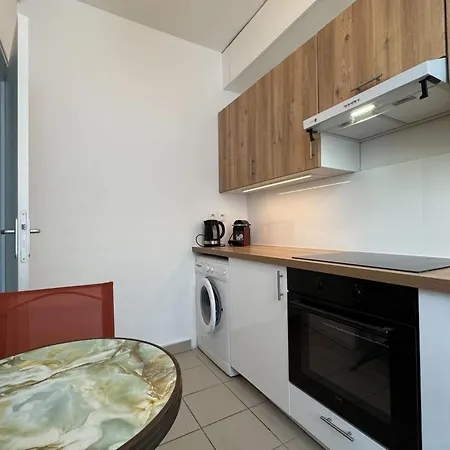 Charming T2 Close To The Train Station - Appartement Caen